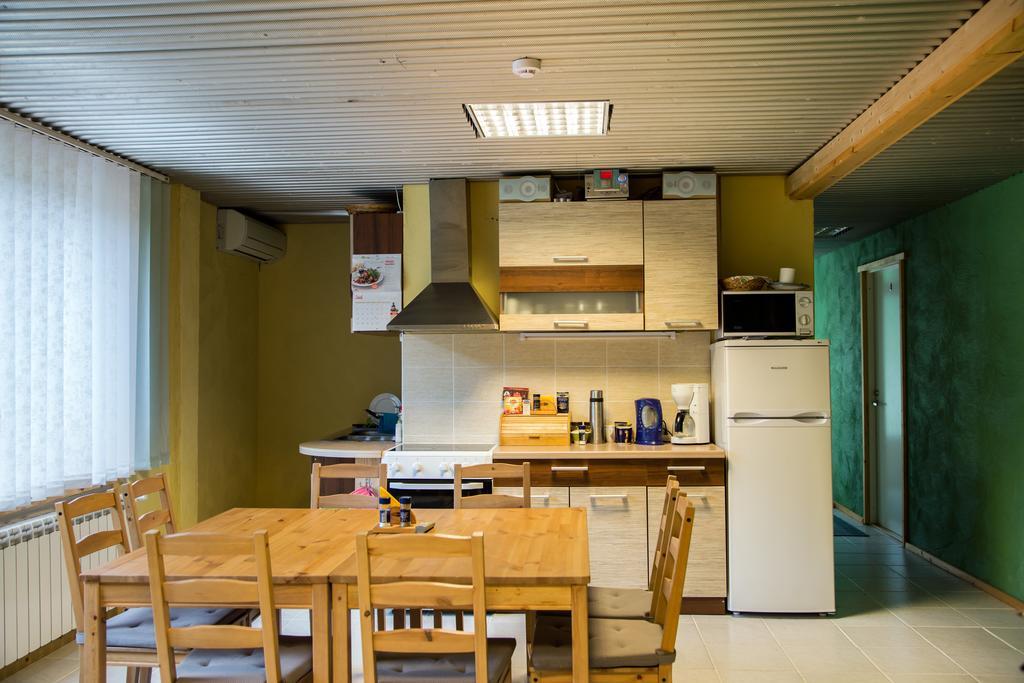 Puuna Oeoemaja B&B Vihterpalu Ruang foto